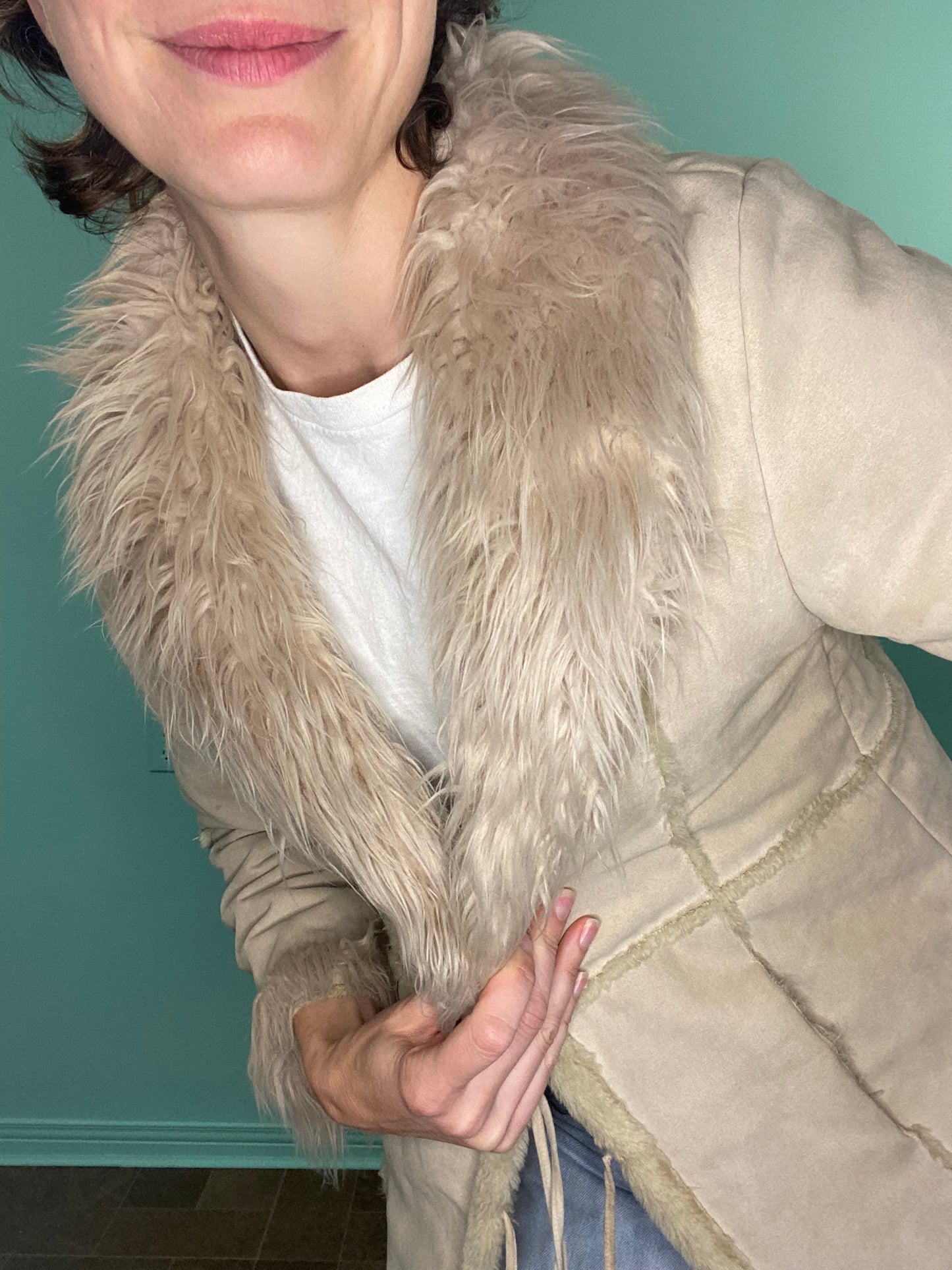 VINTAGE "PARAQON" FAUX SUEDE FUR COLLARED PENNY LANE TRENCH COAT