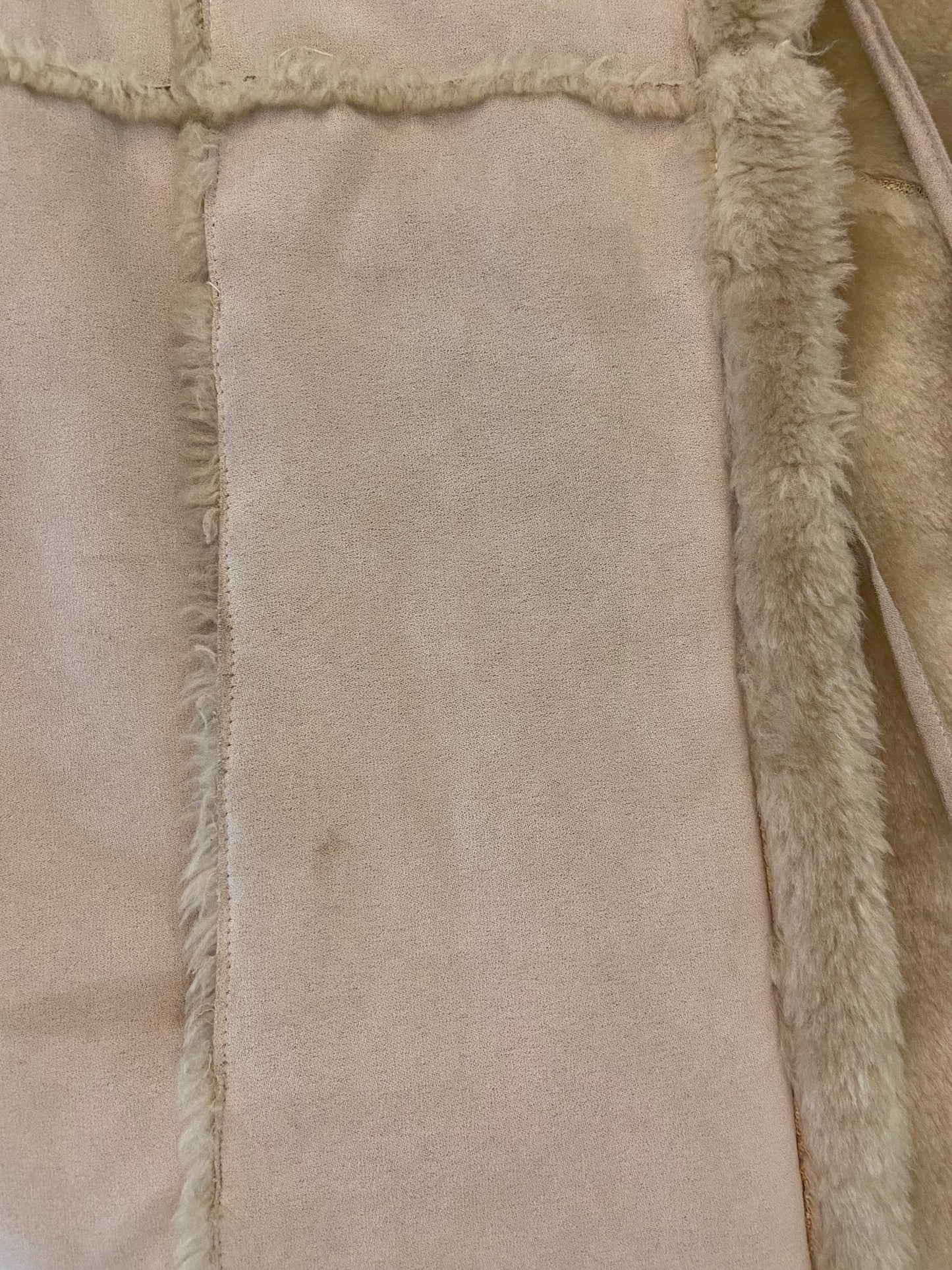 VINTAGE "PARAQON" FAUX SUEDE FUR COLLARED PENNY LANE TRENCH COAT