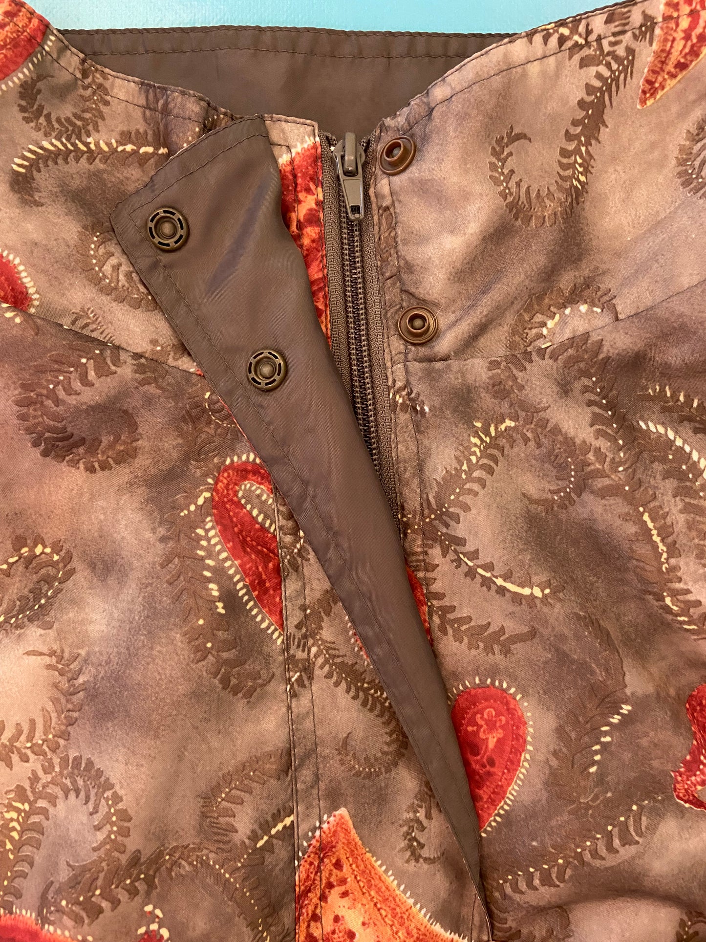 VINTAGE "IMAGE" PAISLEY PRINT WIND BREAKER