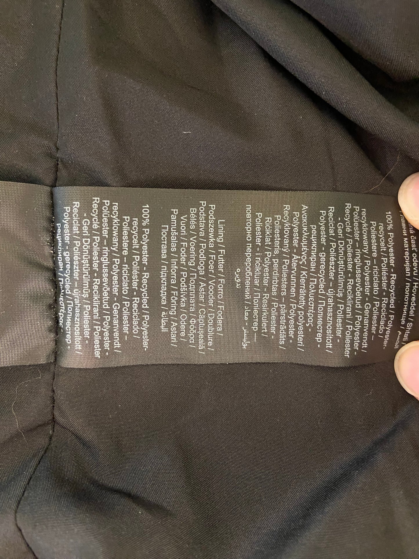 NEW NEVER WORN "YAS" BLACK FLORAL QUILTED COAT