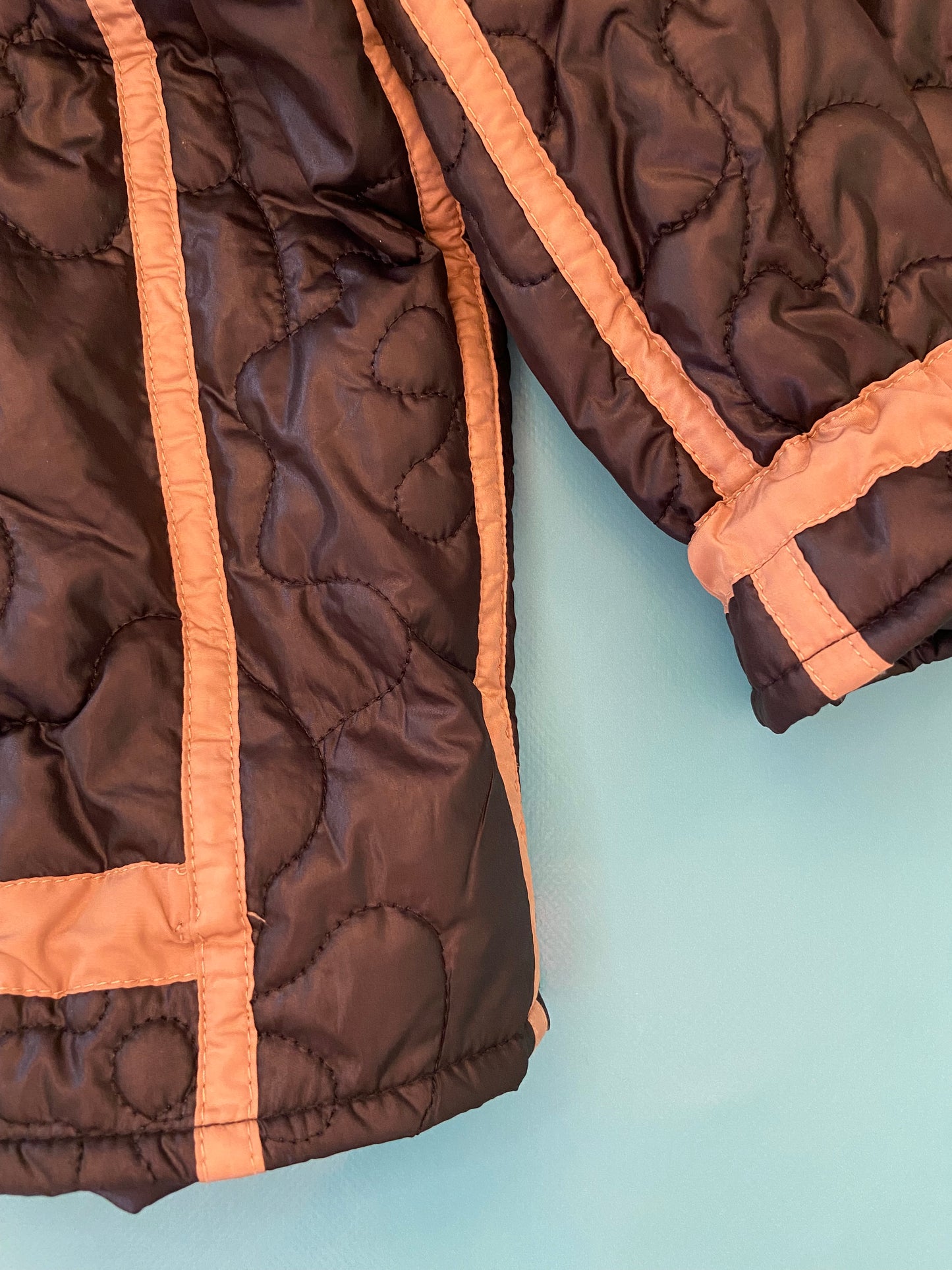 NEW NEVER WORN "YAS" BLACK FLORAL QUILTED COAT