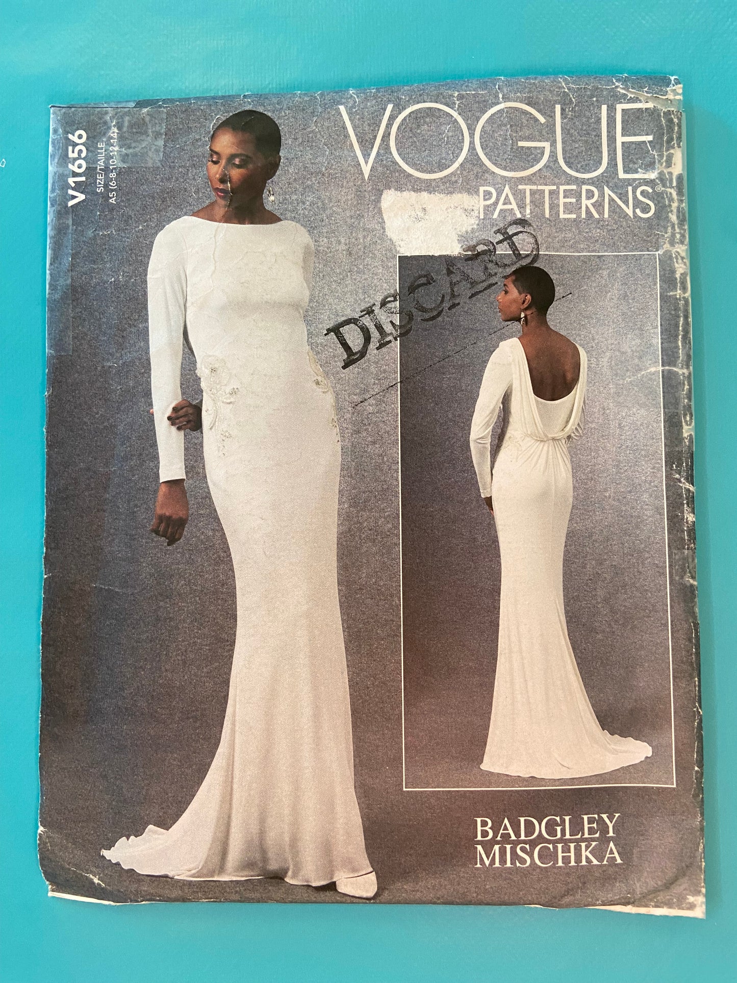 ***NEW UNCUT - "BADGLEY MISCHKA FOR VOGUE" LONG SLEEVE GOWN SEWING PATTERN