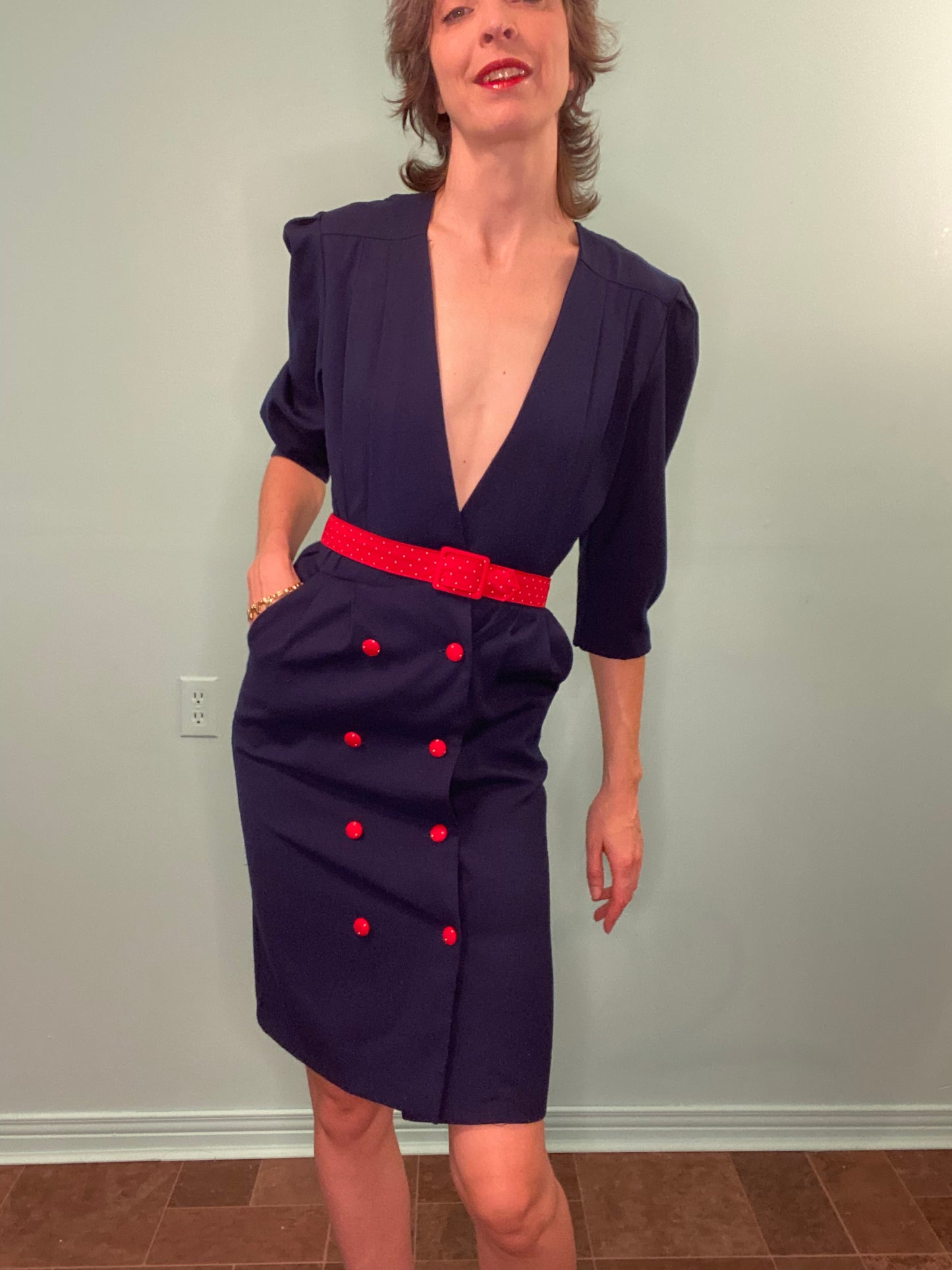 VINTAGE "DAVID BRADLEY" DEEP V BELTED SUIT DRESS