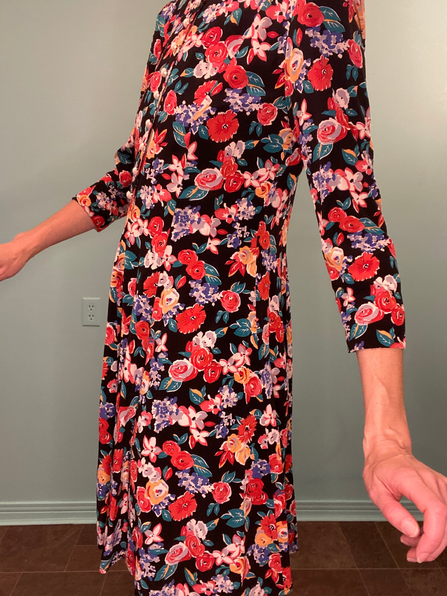 VINTAGE "LIZ CLAIBORNE" FLORAL DRESS
