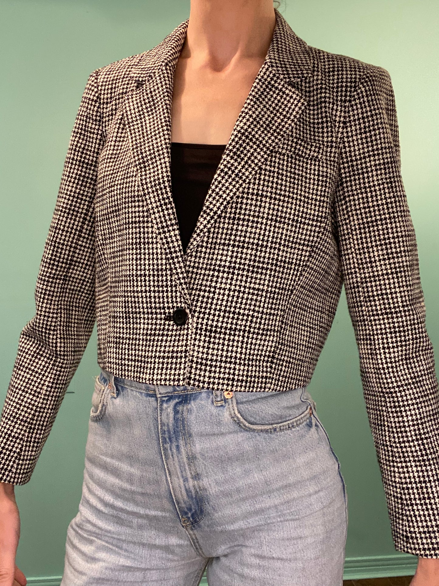 "ABERCROMBIE & FITCH" CROPPED HOUNDSTOOTH BLAZER