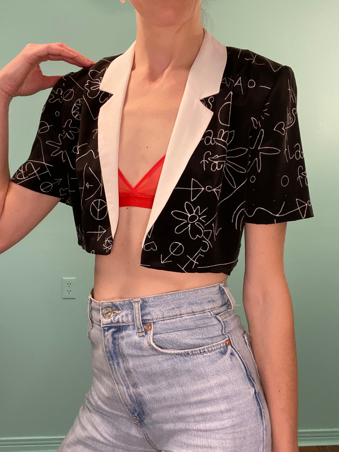 VINTAGE "CHATCAREL" CROP BLACK AND WHITE BLAZER