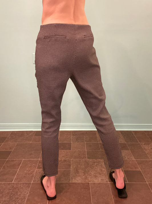 "CALVIN KLEIN" OFFICE PENCIL CAPRIS