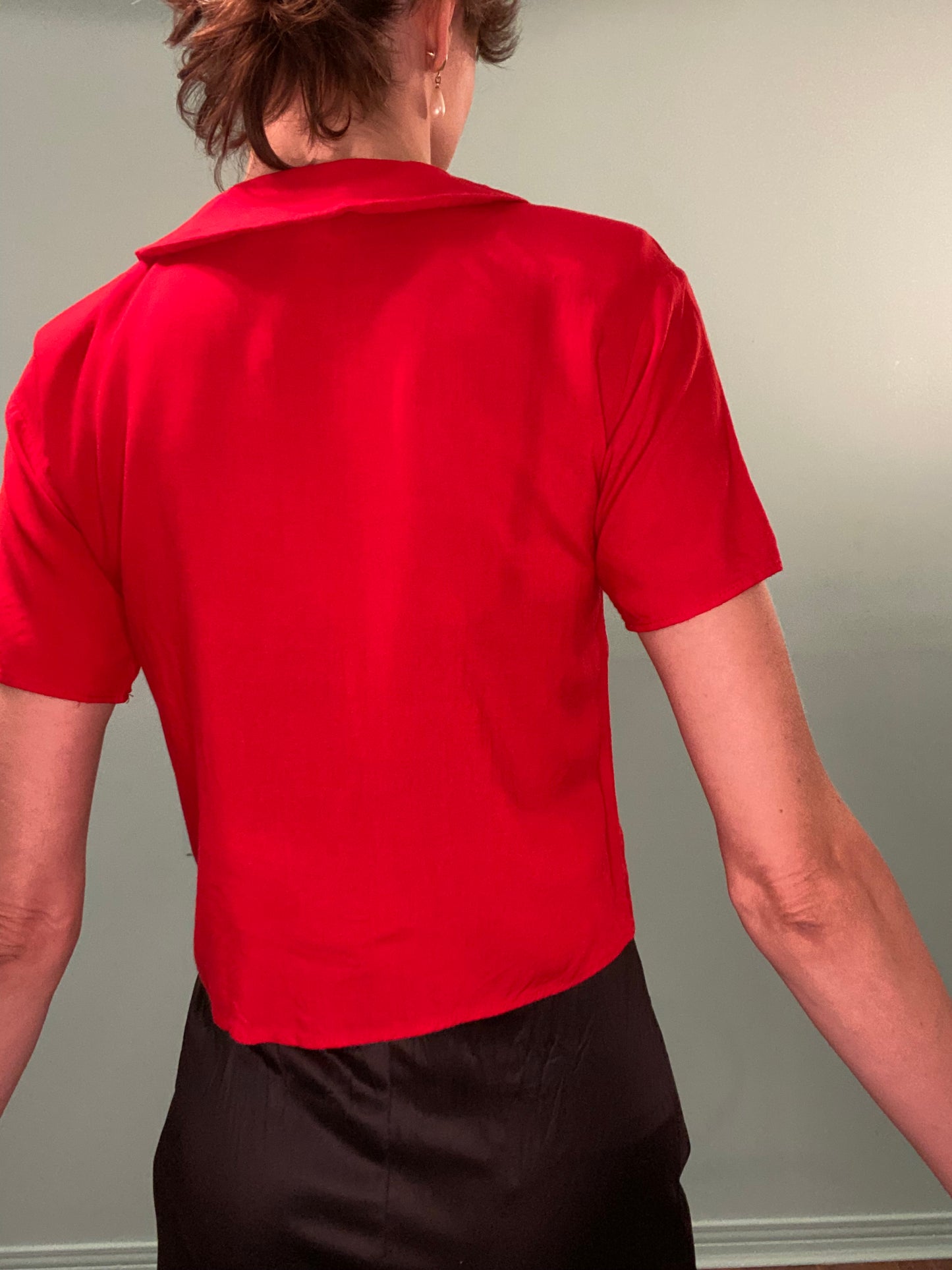VINTAGE "SMART SET" RED SHORT SLEEVE BLOUSE
