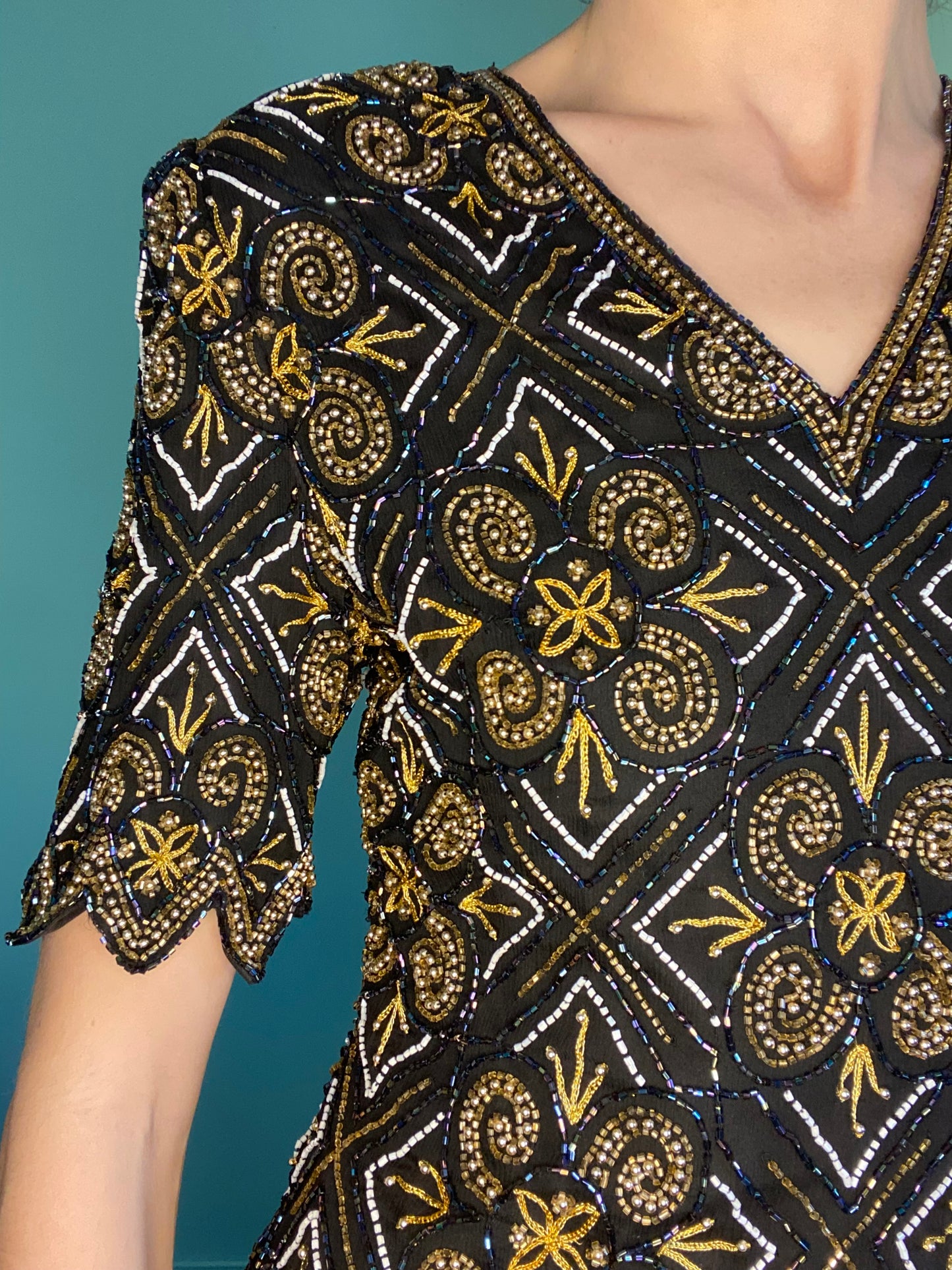 VINTAGE DIAMOND GEOMETRIC SEQUIN TOP WITH BEADED SCALLOPED EDGES