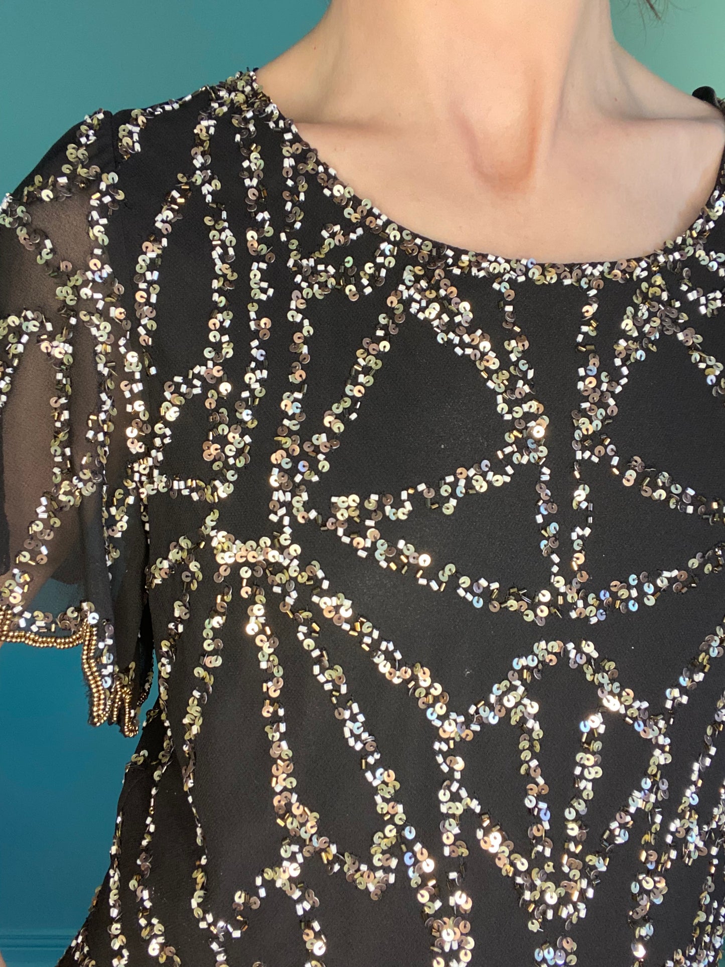 STUNNING VINTAGE SEQUIN TOP WITH BEADED TEXTURED-SCALLOPED SLEEVE AND BODICE
