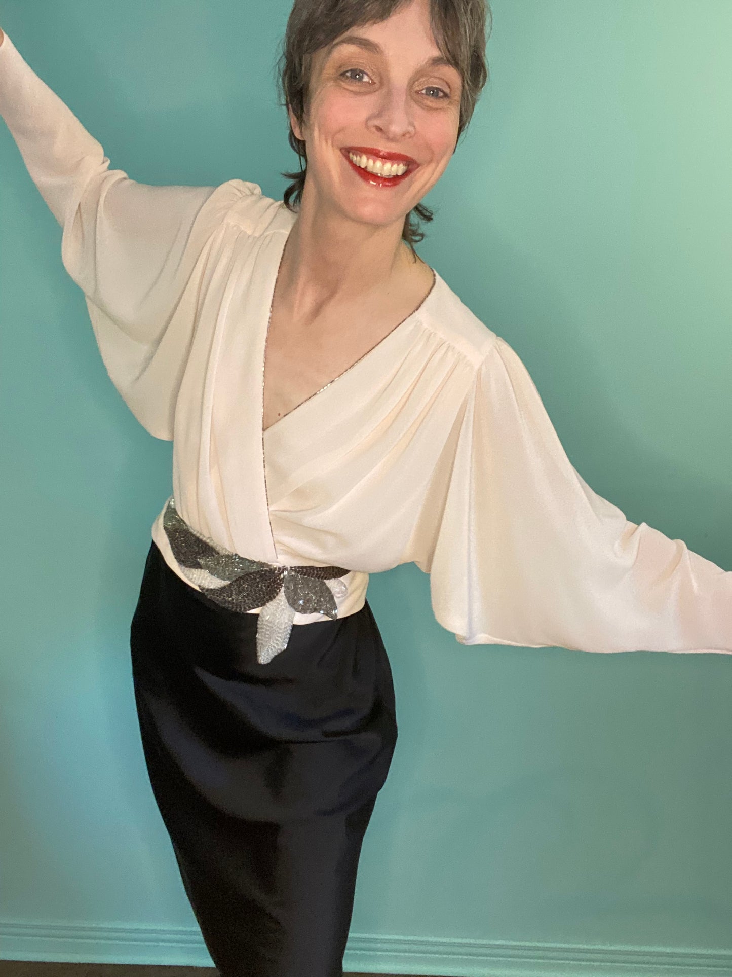 VINTAGE "GRACE-LA BOUTIQUE" SEQUIN EMBELLISHED BATWING TOP