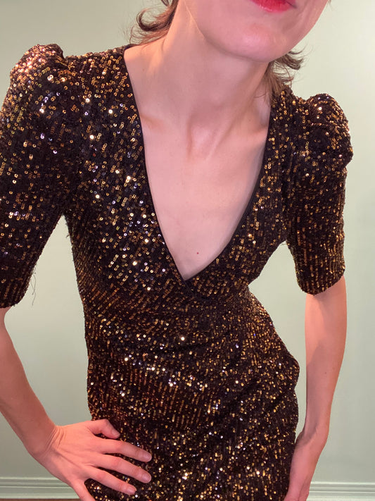 GOLD SEQUIN "CALVIN KLEIN" COCKTAIL DRESS