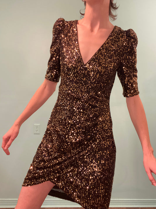 GOLD SEQUIN "CALVIN KLEIN" COCKTAIL DRESS