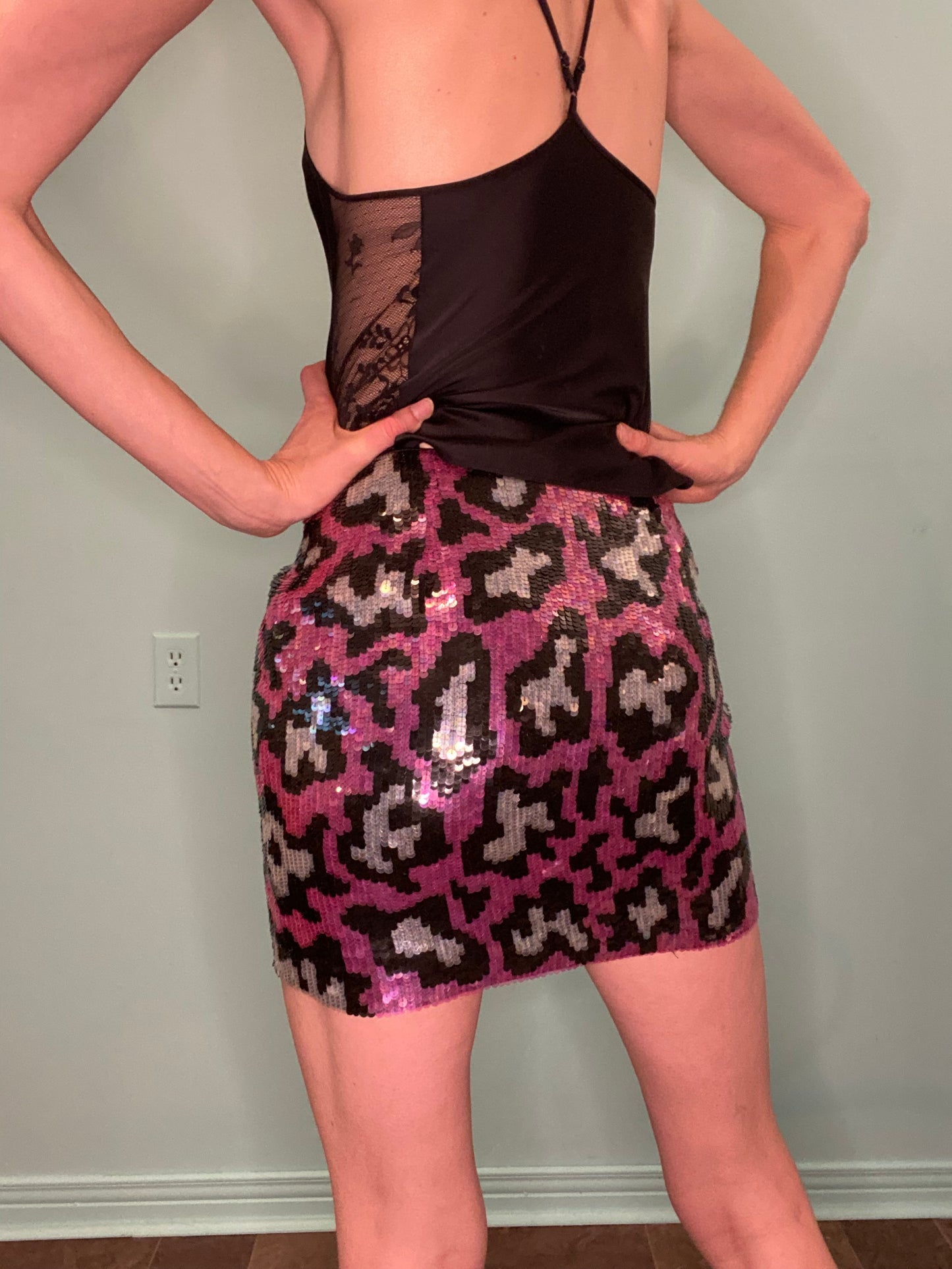 VINTAGE "NICOLE MILLER" PINK CHEETAH SEQUIN MINI SKIRT