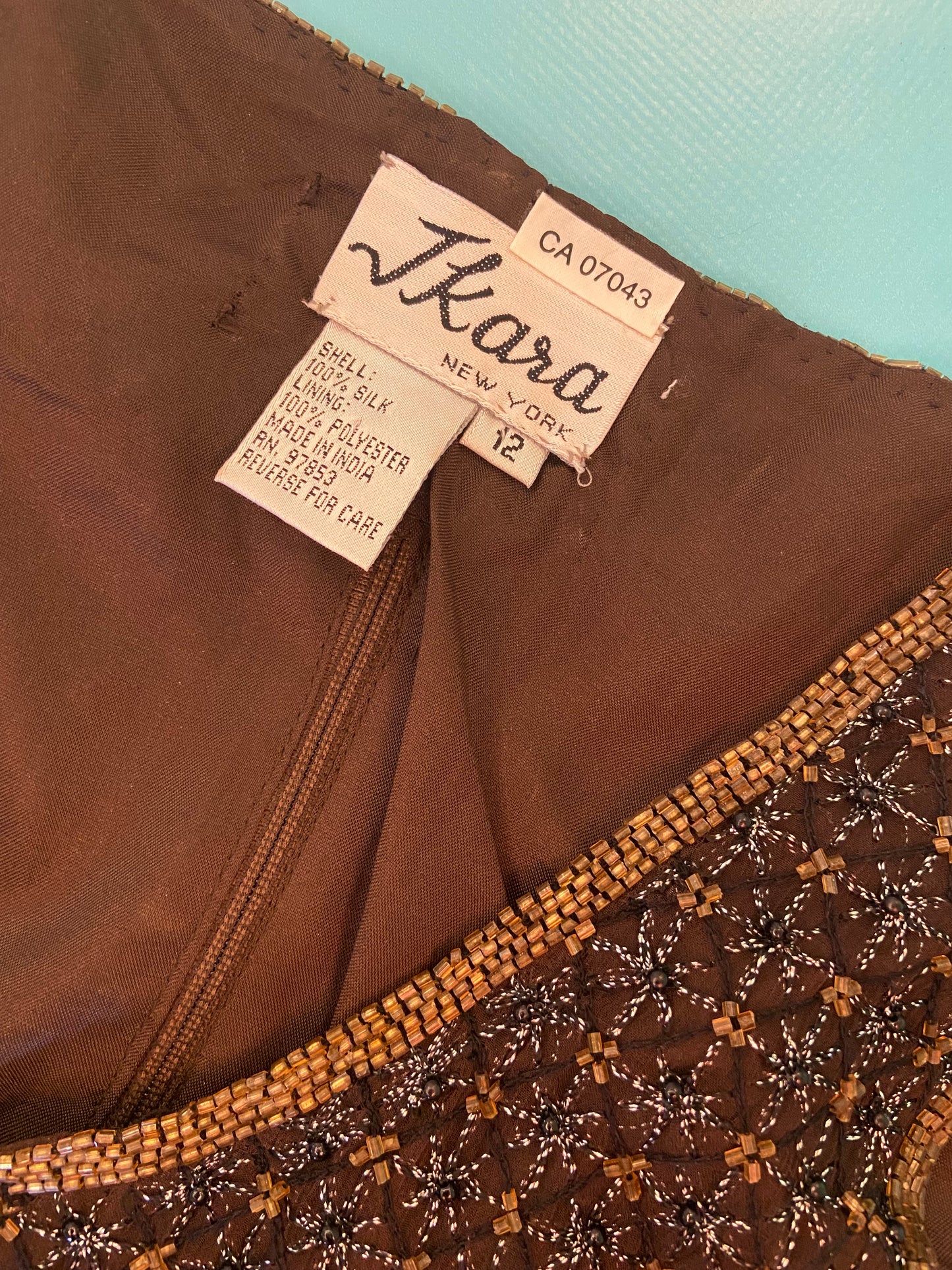 VINTAGE "J KARA" %100 SILK BEADED TOP