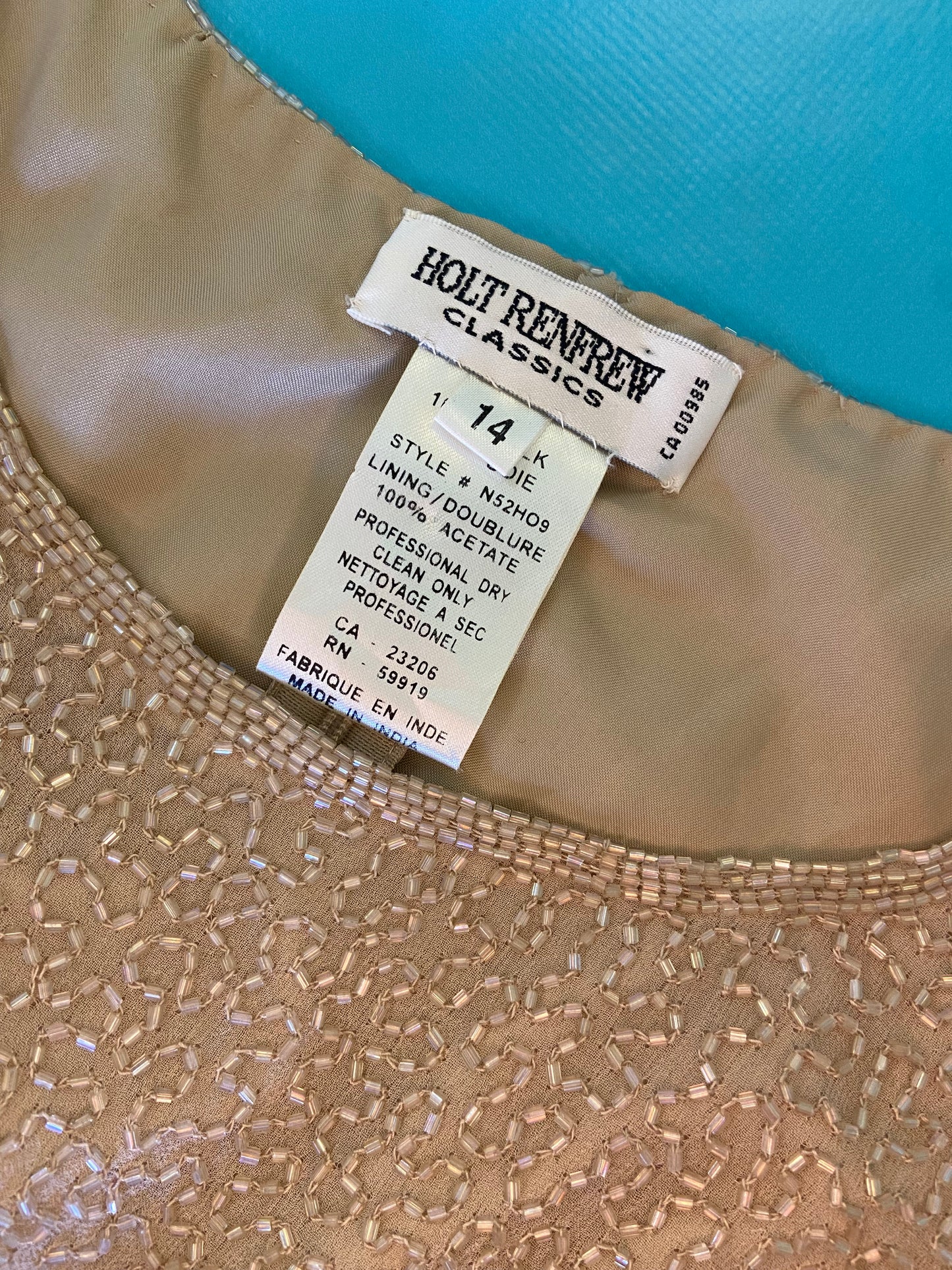 VINTAGE "HOLT RENFREW" %100 SILK EVENING TOP