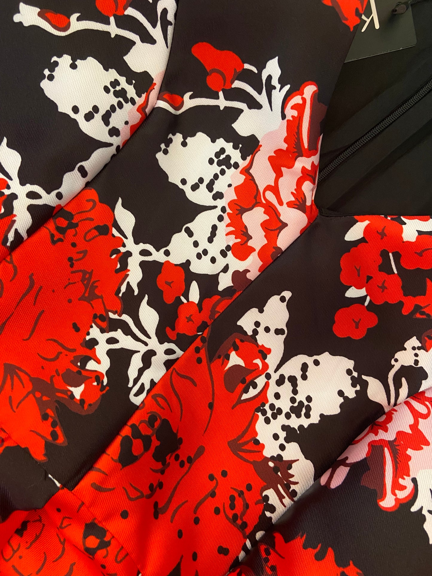 ***NEW WITH TAGS "KAI MILAN" RED AND BLACK GOWN