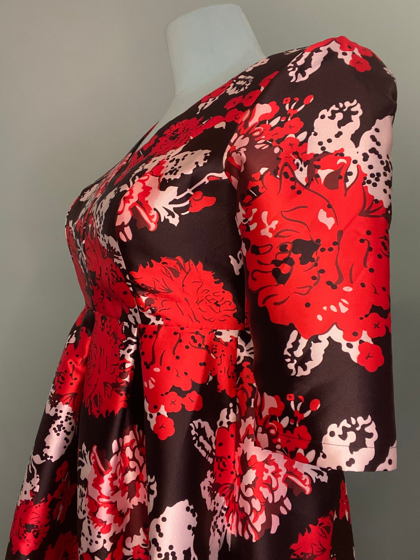 ***NEW WITH TAGS "KAI MILAN" RED AND BLACK GOWN